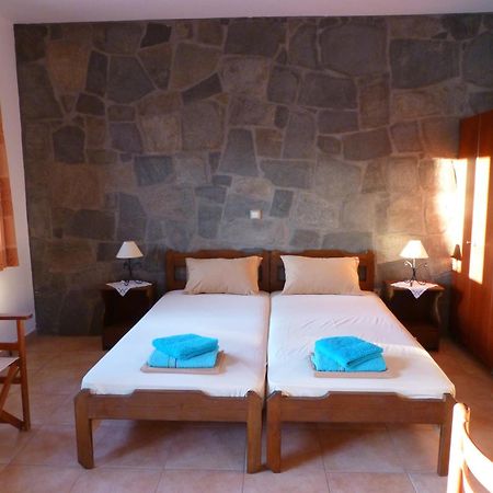 Efterpi Apartment Myrina Ngoại thất bức ảnh