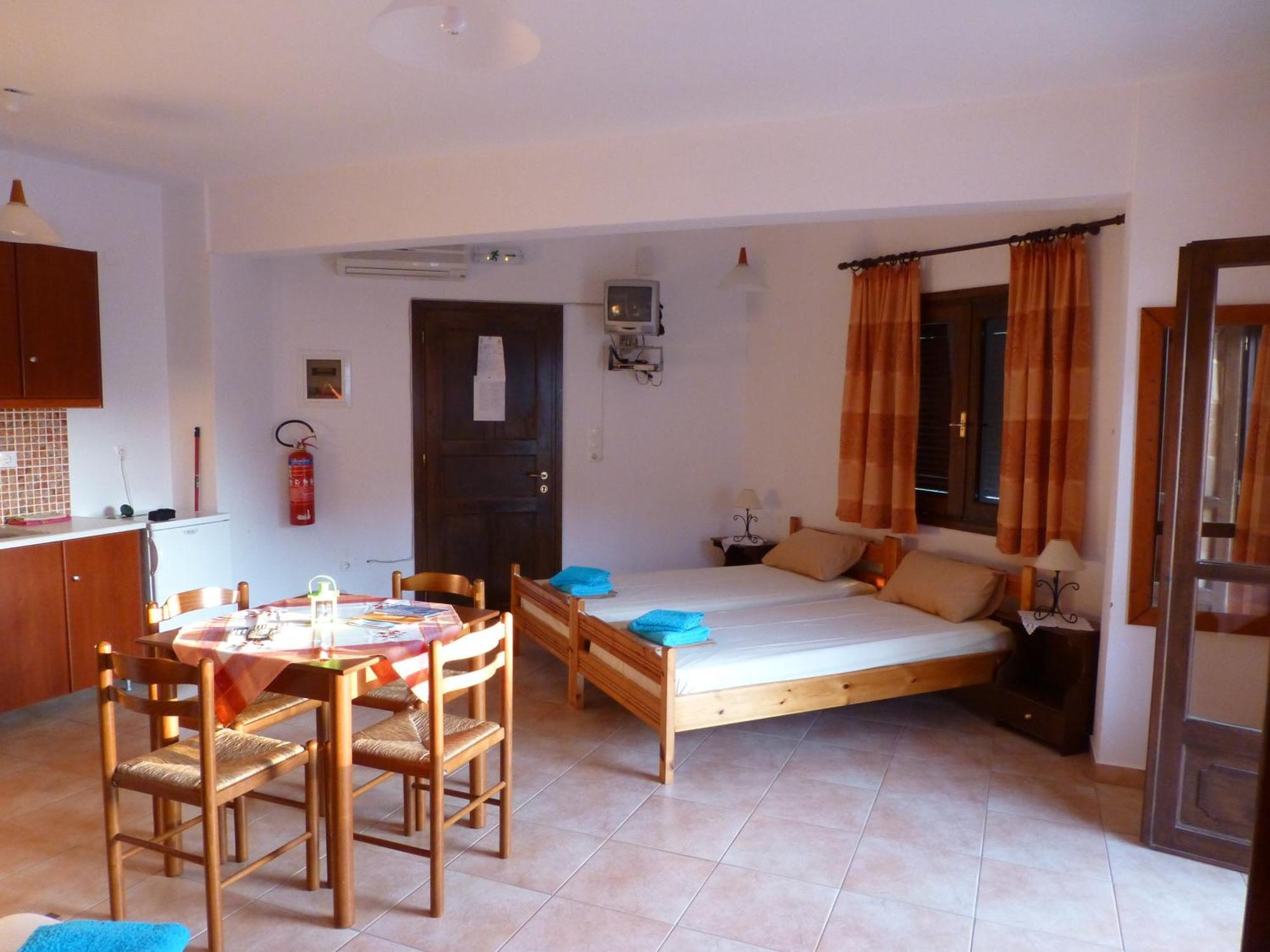 Efterpi Apartment Myrina Ngoại thất bức ảnh